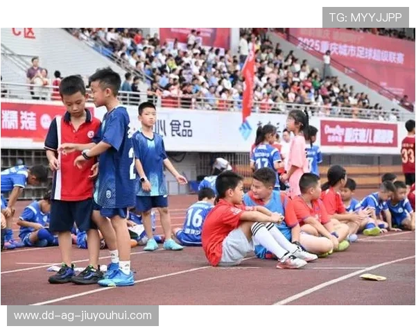 渝西足球队崛起记：从地方小队到职业联赛的新星之路