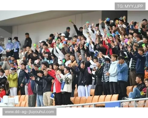 围绕渴望踢球的群体打造多元化城市足球体验与成长支持计划体系化